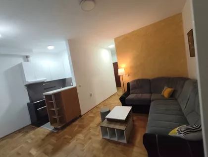 Vojvode Vlahovića Zvezdara | 4zida.rs