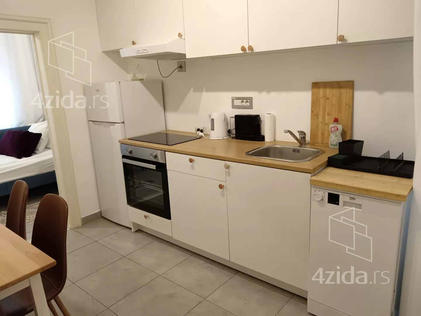 Četvorosoban stan | 4zida