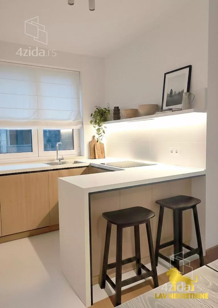 Troiposoban stan | 4zida