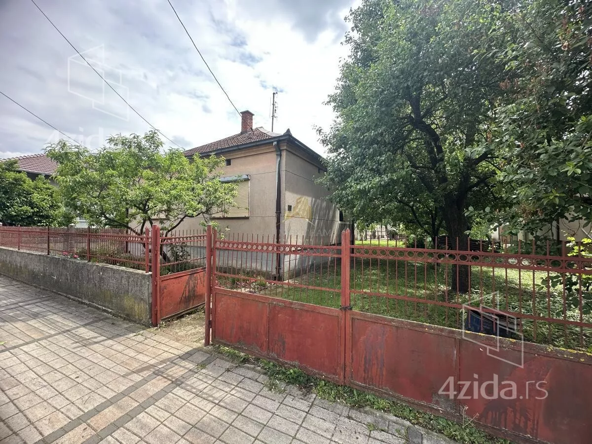 Kuća | 4zida