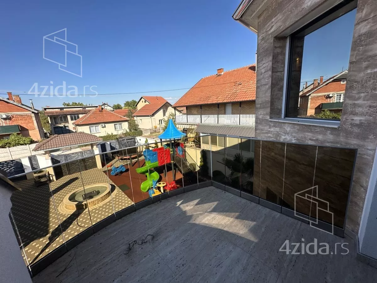 Kuća | 4zida