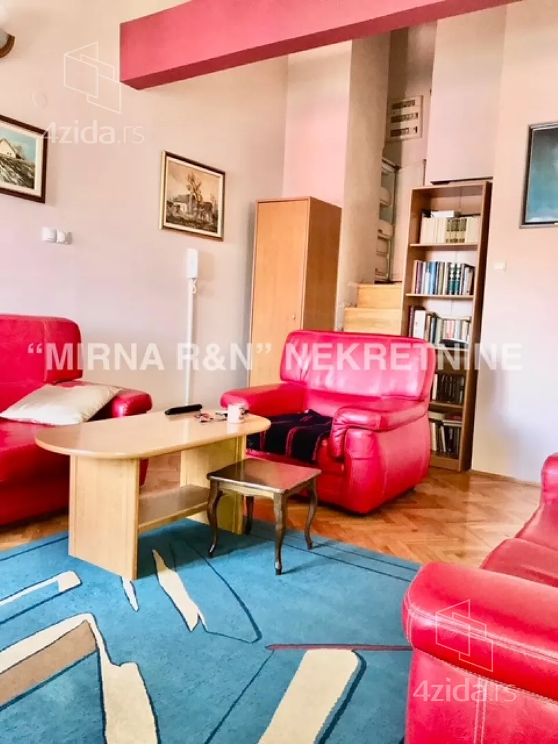 Četvoroiposoban stan | 4zida