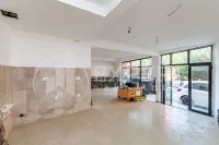 Lokal | 4zida