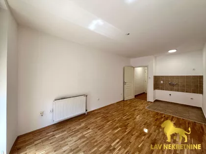 GOGOLJEVA | 4zida.rs