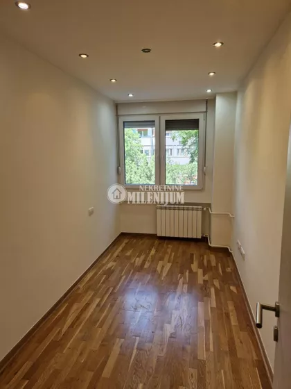 Bulevar Zorana Đinđića | 4zida.rs