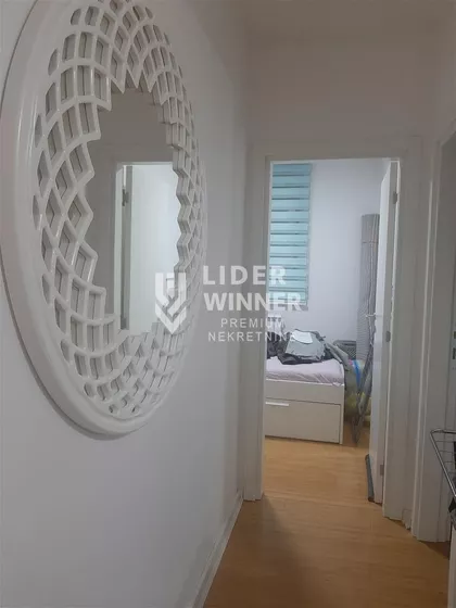 Ugrinovački put | 4zida.rs
