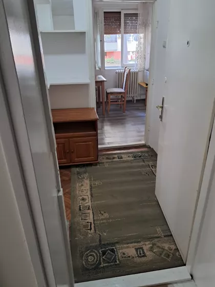 Stevana Čalenića 2 | 4zida.rs