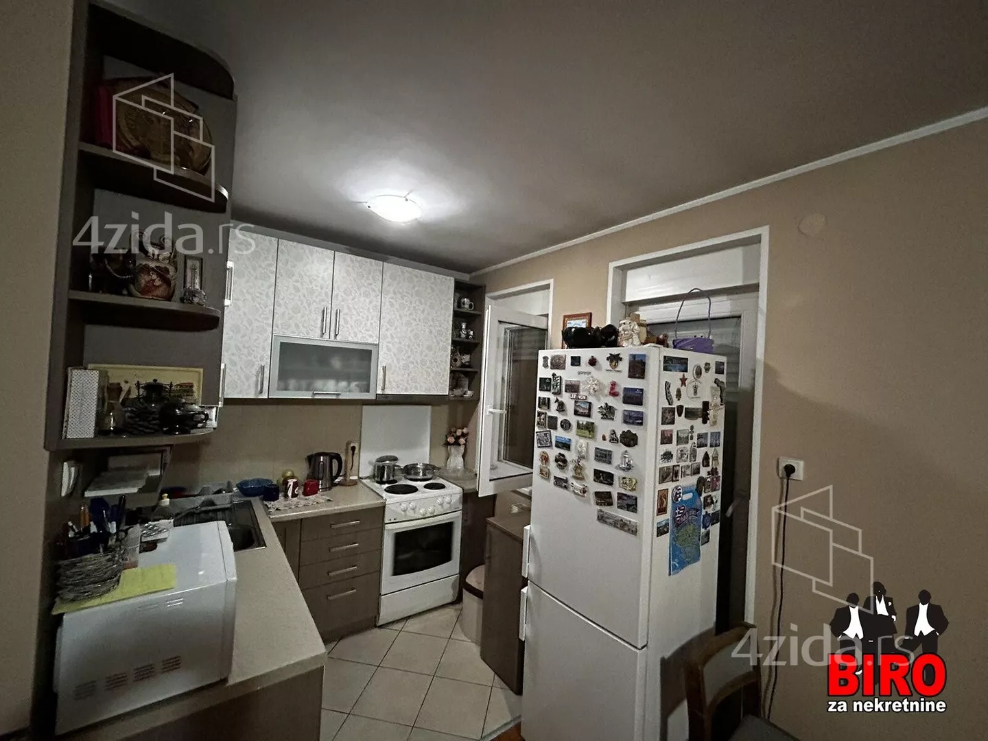 Troiposoban stan | 4zida