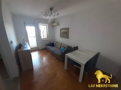 RUMENAČKA | 4zida.rs