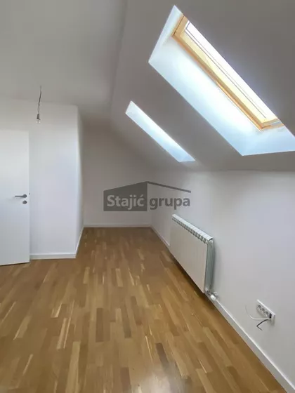Pala Telekija | 4zida.rs
