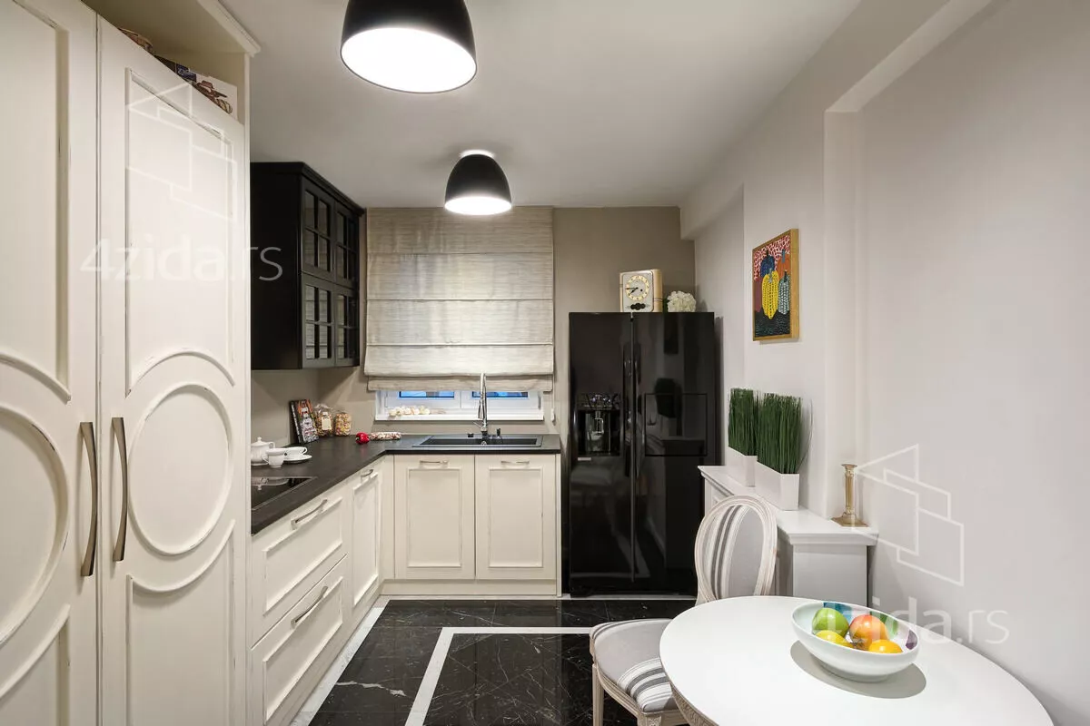 Petosoban stan | 4zida