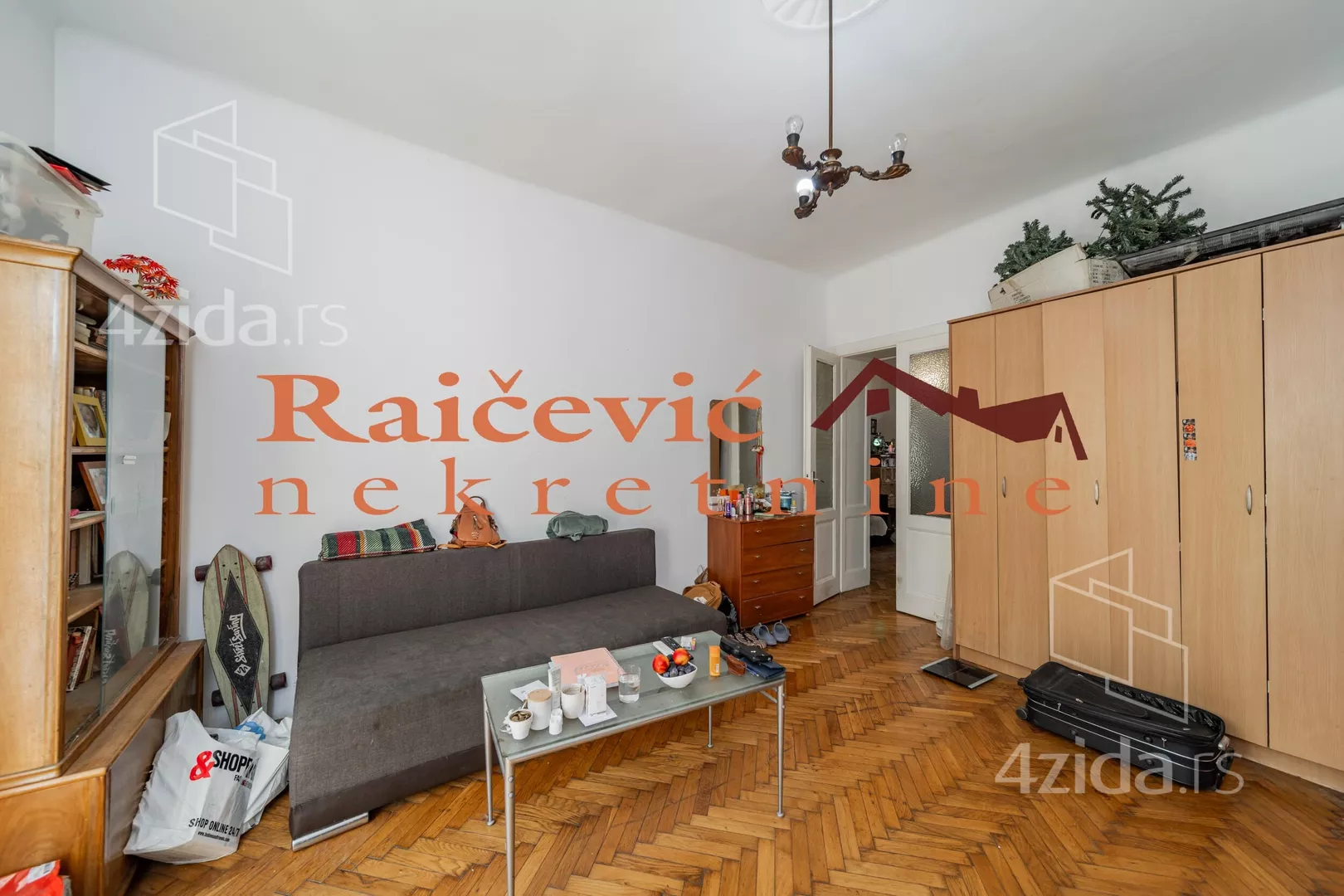 Četvoroiposoban stan | 4zida