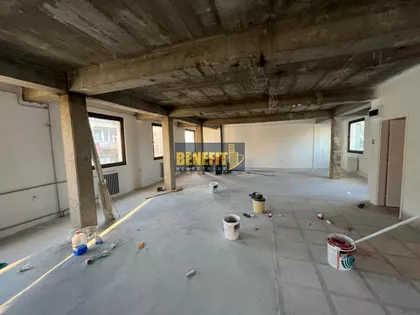 Savski Trg | 4zida.rs