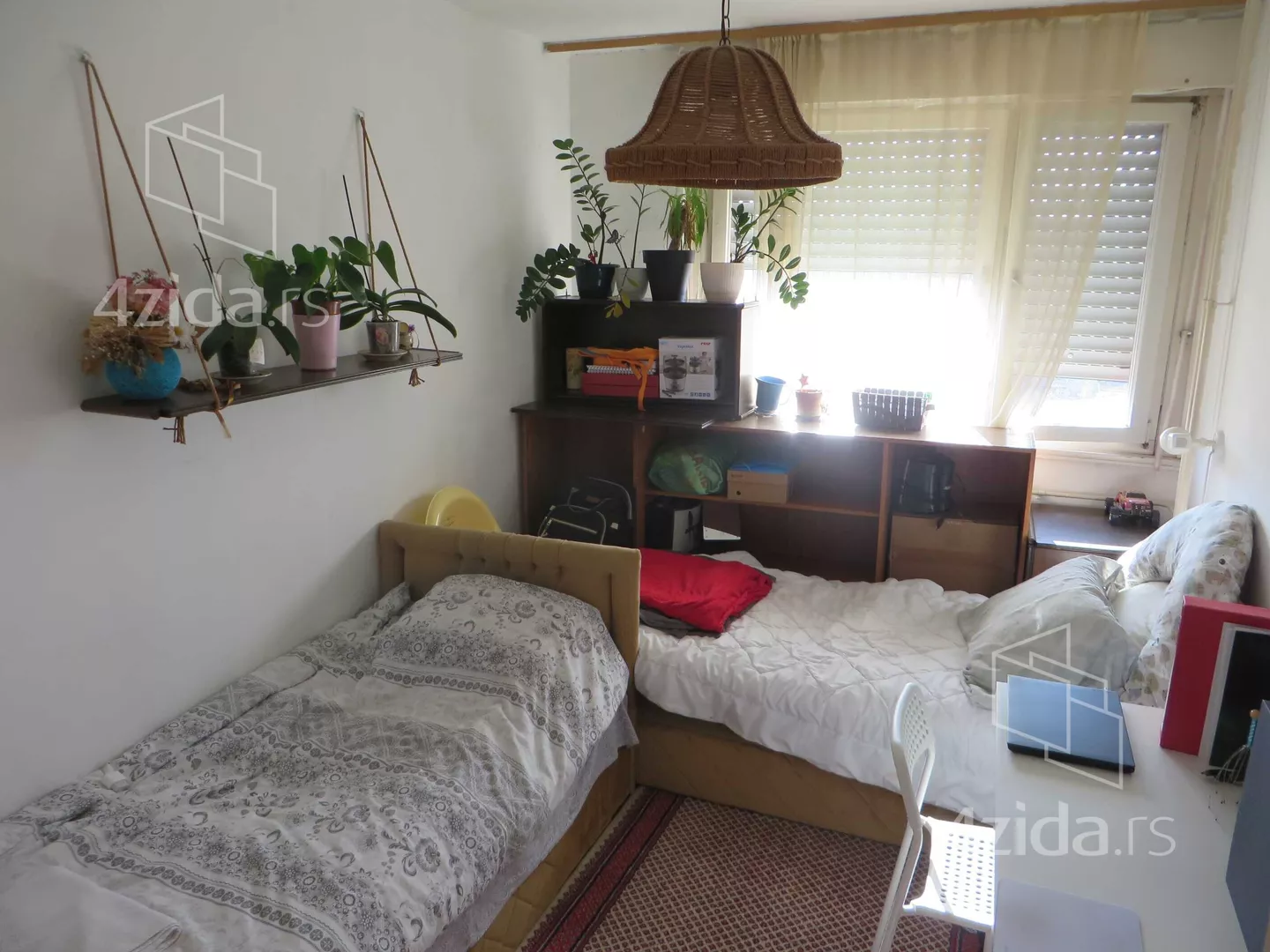 Troiposoban stan | 4zida