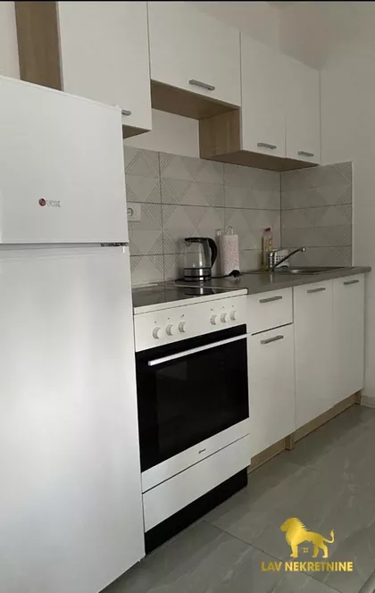 STEVANA MOMČILOVIĆA | 4zida.rs