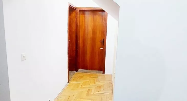 Petoiposoban stan | 4zida