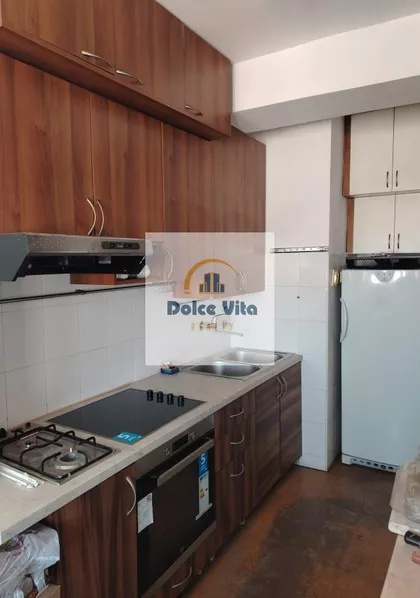 Ustanička | 4zida.rs