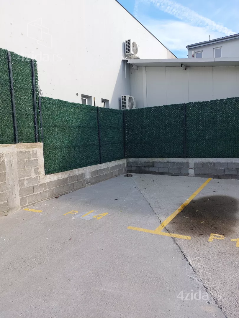 Parking | 4zida