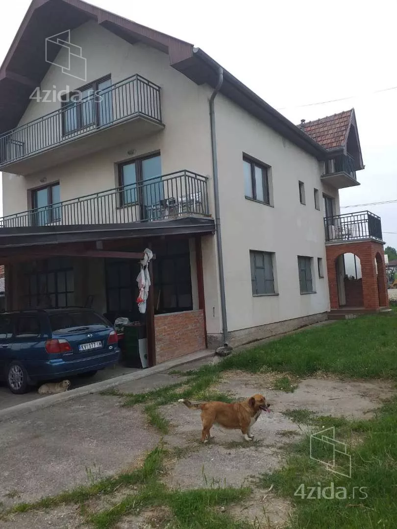3-etažna kuća | 4zida