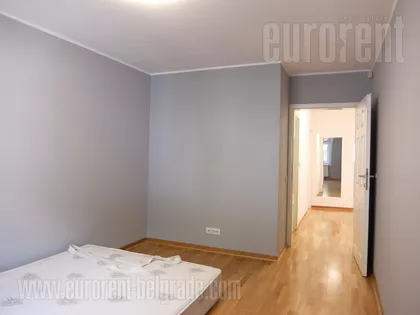 BOTANIČKA BAŠTA | 4zida.rs