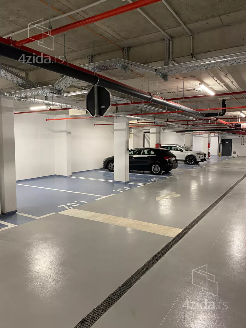 Parking | 4zida