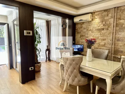 Peđe Milosavljevića | 4zida.rs