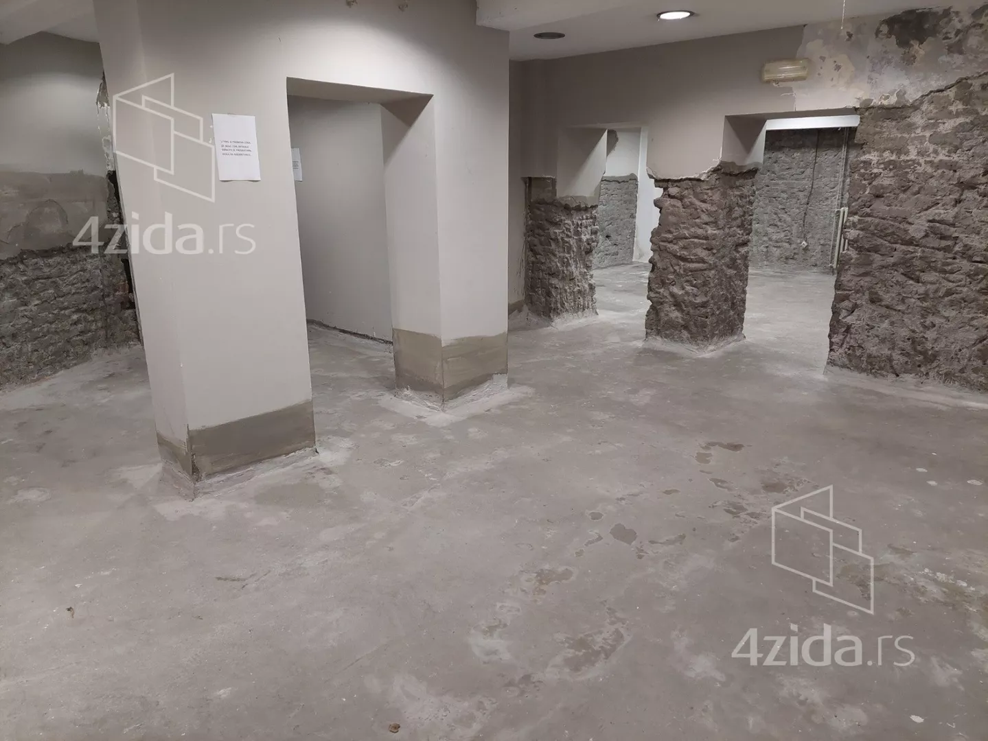 Poslovni prostor | 4zida