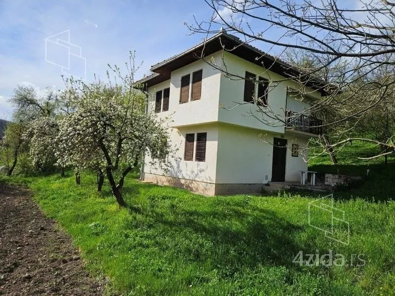 Kuća | 4zida