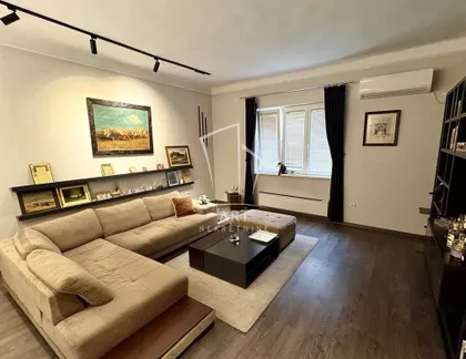 Miše Vujića | 4zida.rs