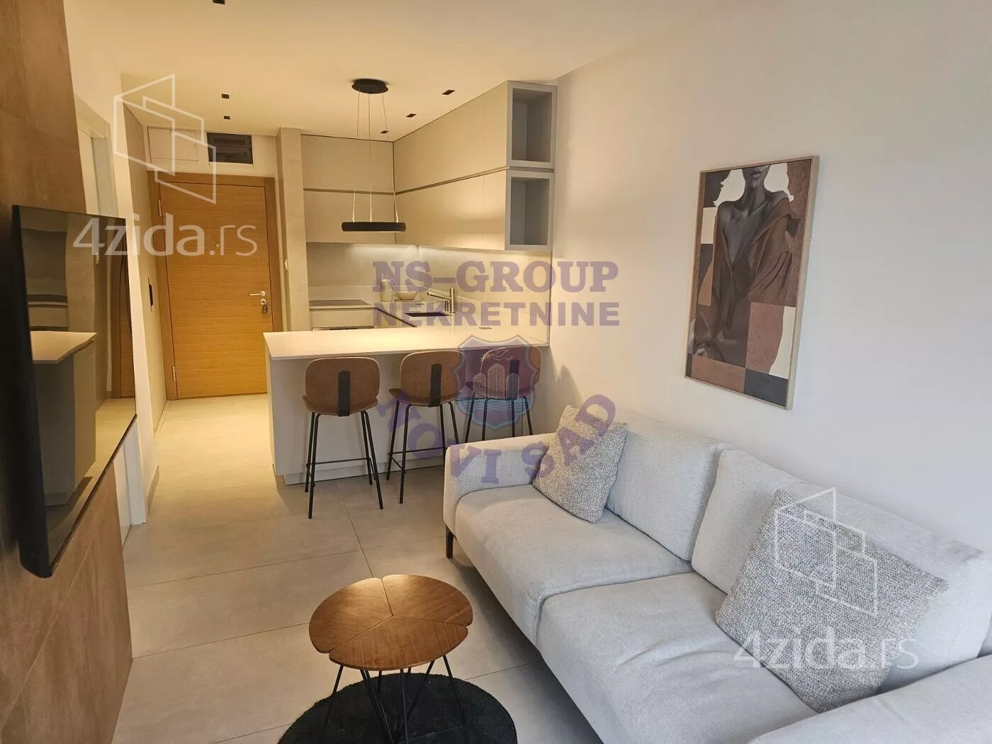 Jednoiposoban stan | 4zida