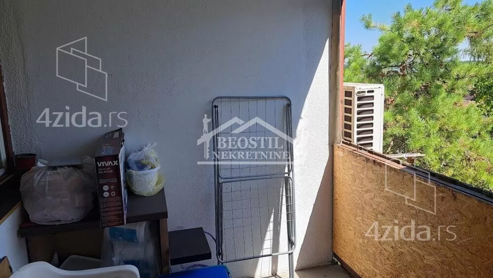 Troiposoban stan | 4zida