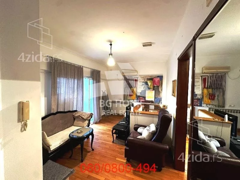 Petosoban stan | 4zida