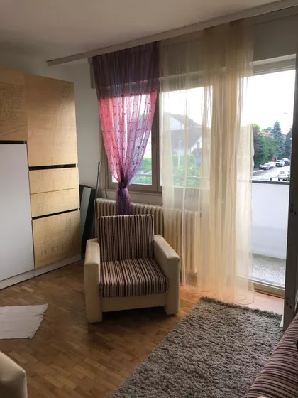 Braće Savića 34 | 4zida.rs