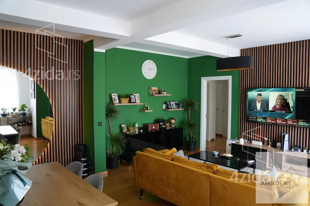 Troiposoban stan | 4zida