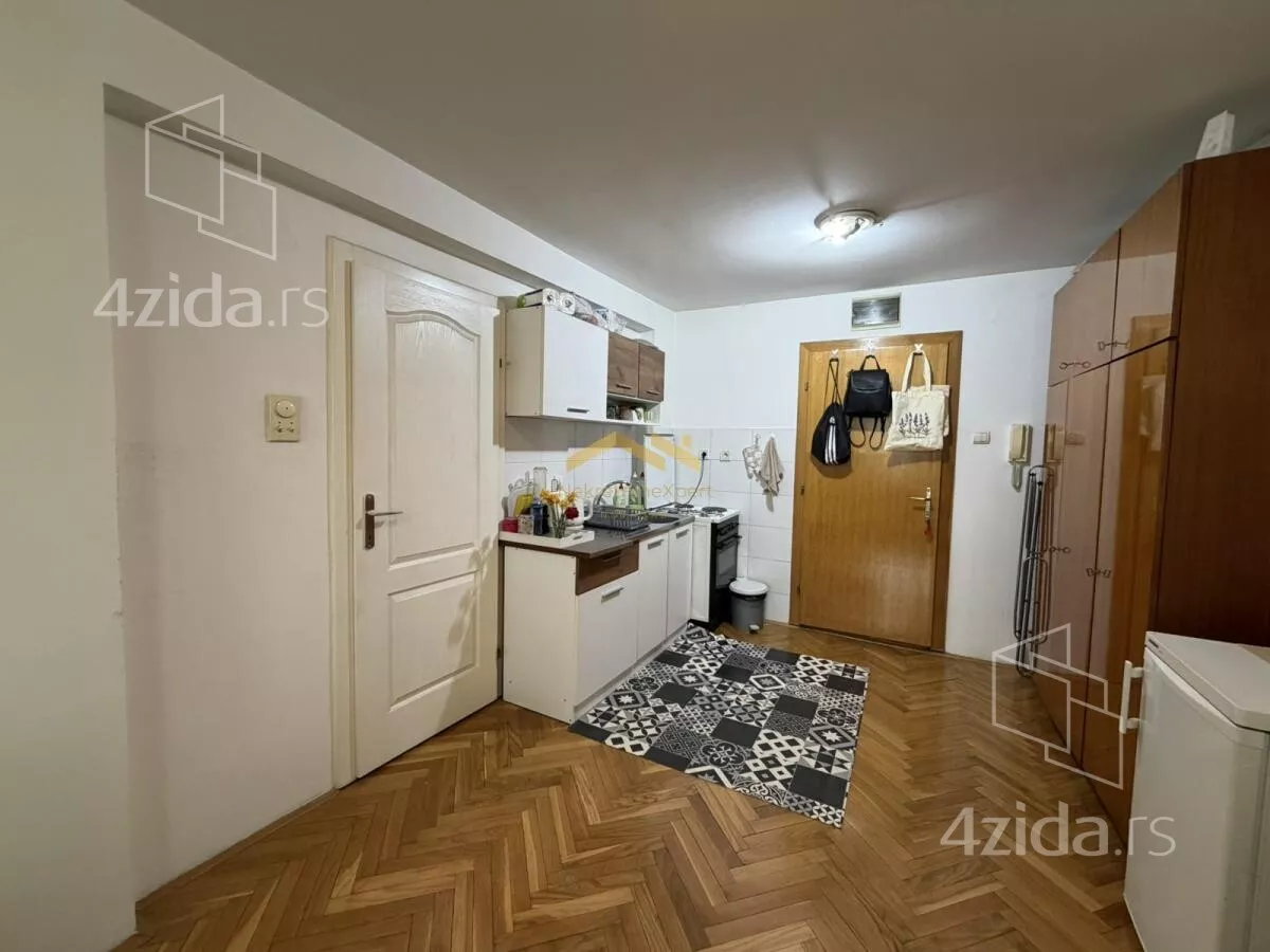 Garsonjera | 4zida
