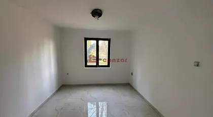 Makova Sedmica | 4zida.rs