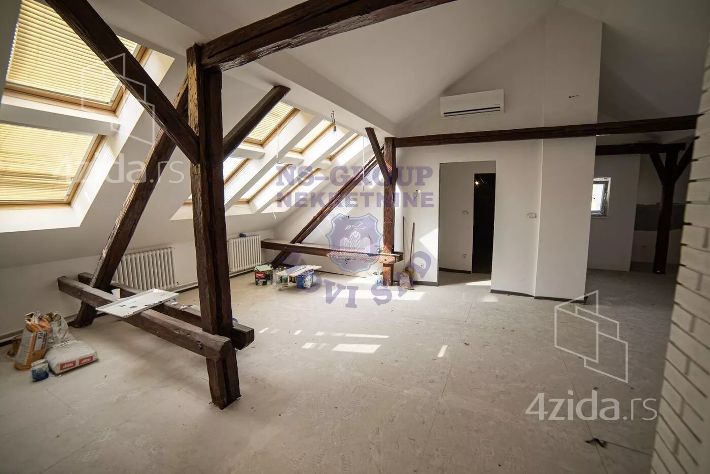 Četvorosoban stan | 4zida