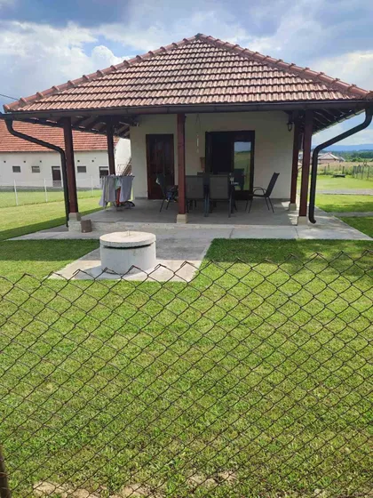 Radnička 27 | 4zida.rs