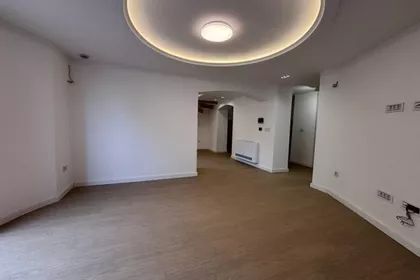 Karađorđeva | 4zida.rs