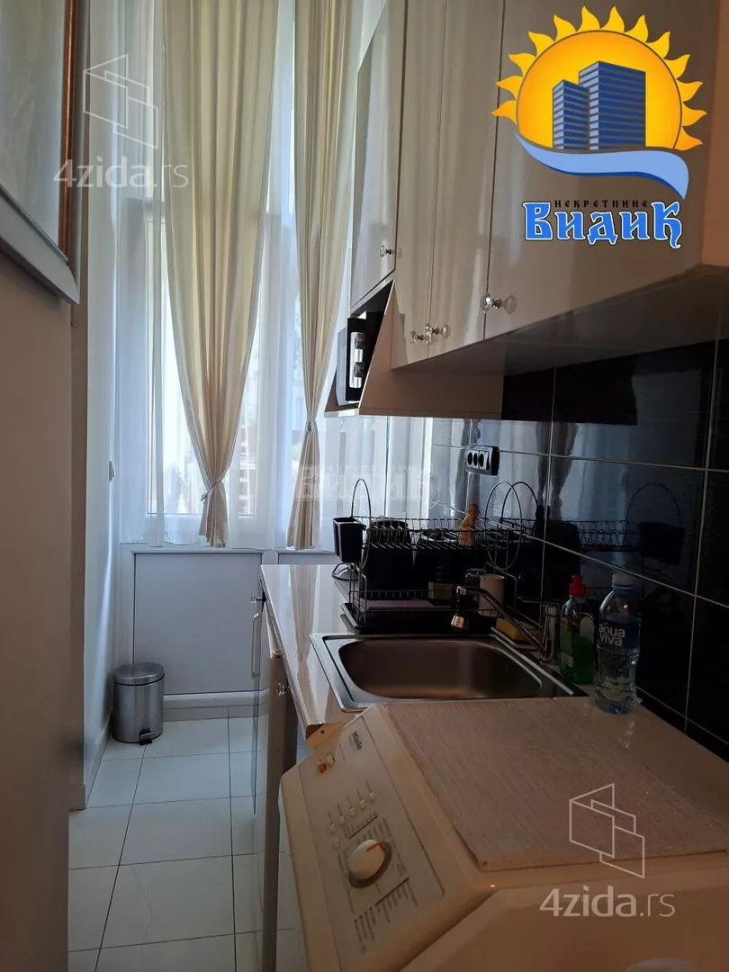 Garsonjera | 4zida
