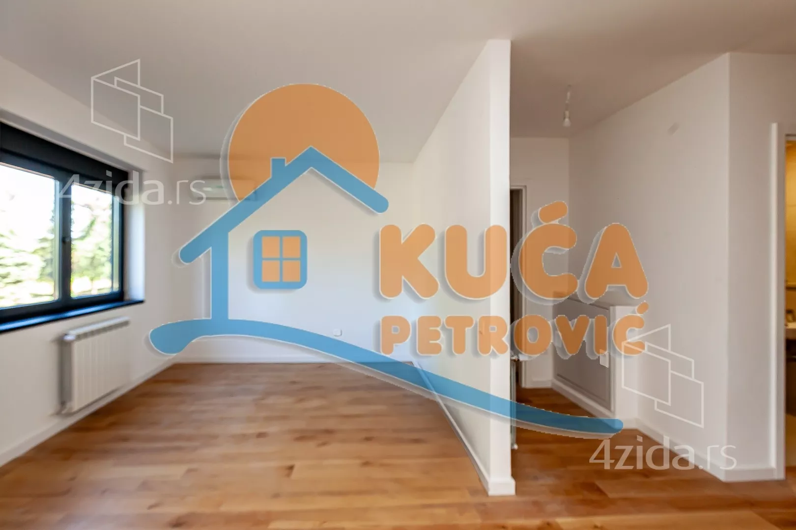 Četvorosoban stan | 4zida