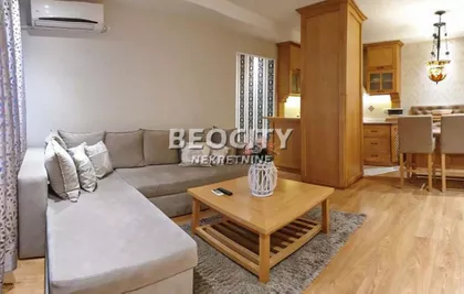 Hram Svetog Save | 4zida.rs