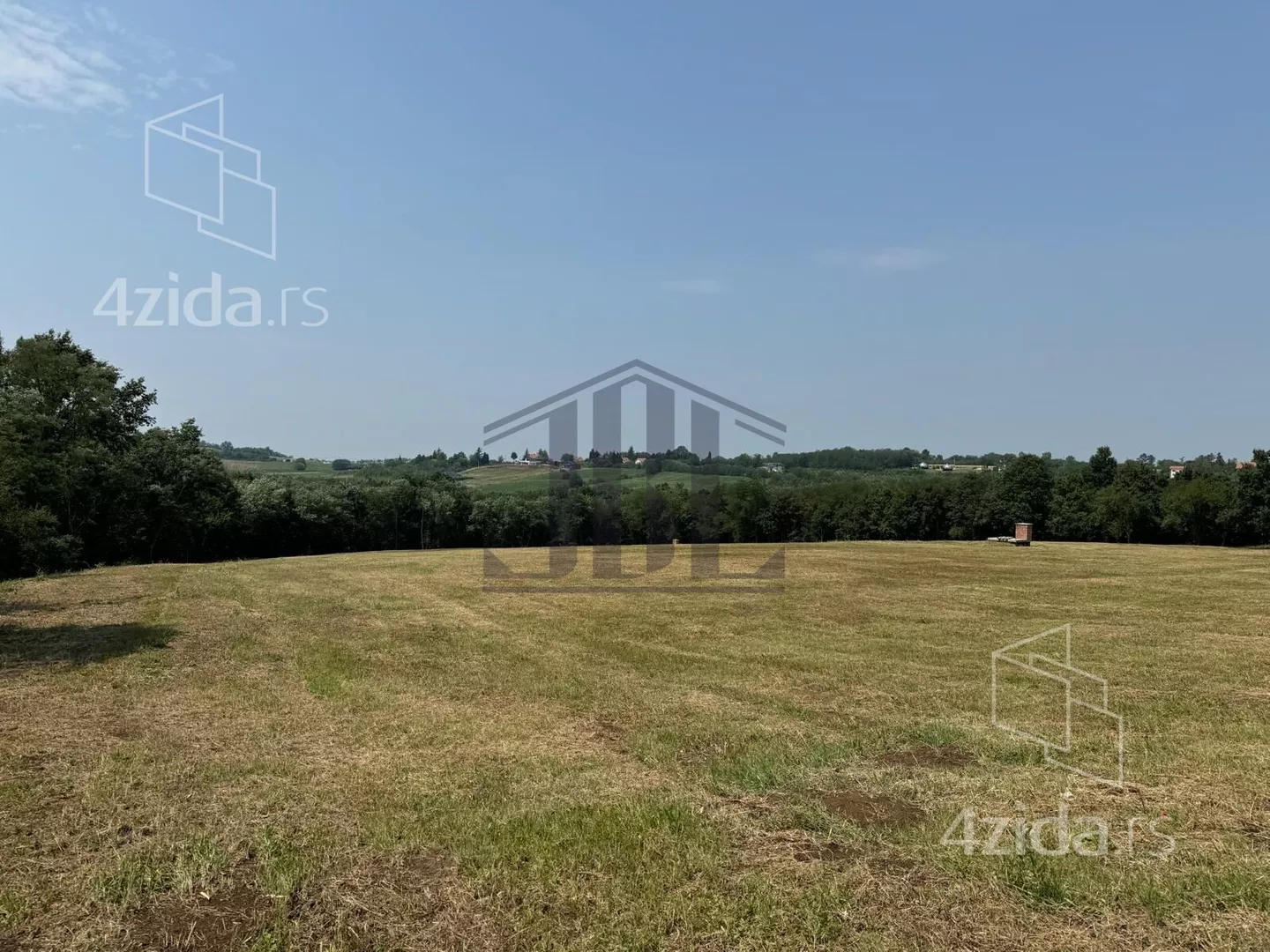 Plac | 4zida