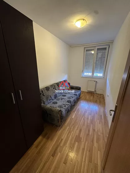 Jovana Hranilovića | 4zida.rs