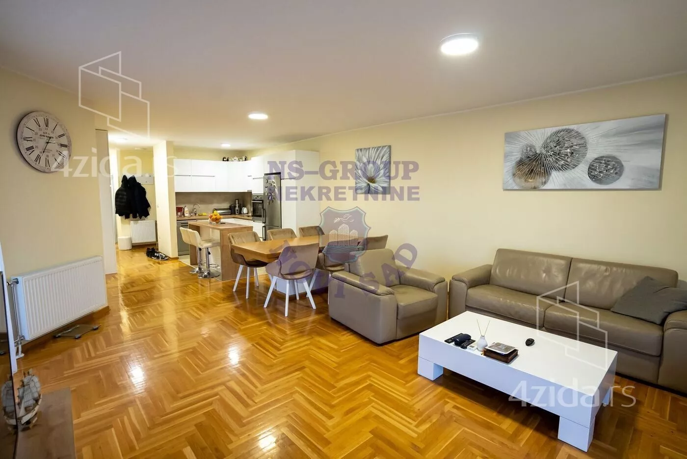 Četvorosoban stan | 4zida