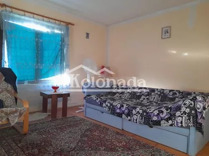 Stojnik | 4zida.rs