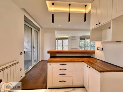 Kneza Višeslava | 4zida.rs