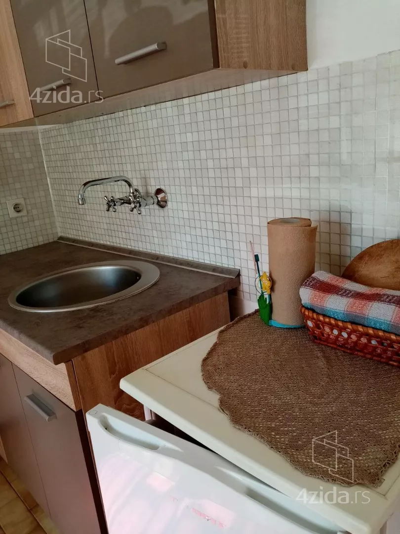 Garsonjera | 4zida