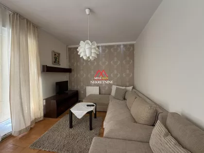 Zmaj Jovina | 4zida.rs