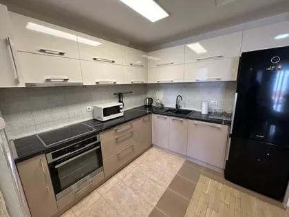 Marulićeva-Trosoban-68m2+terasa 100m2-Garaža | 4zida.rs